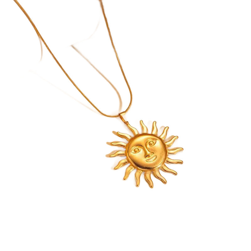 Titanium Steel Necklace Women's Gold High-grade Design Fashion Necklace